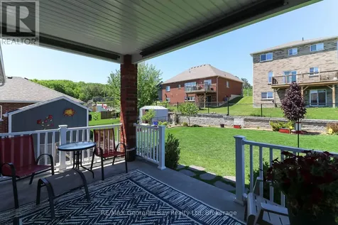 936 Jordeli Lane Midland ON L4R 0A6