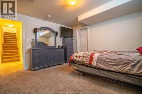 1115 Copeland Windsor ON N8P 0C6