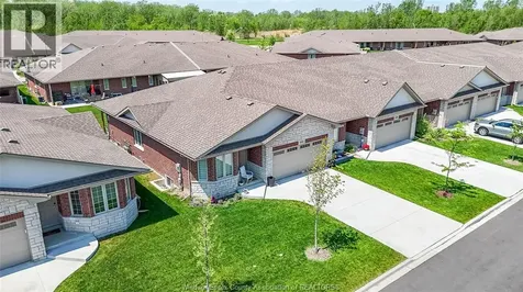 1115 Copeland Windsor ON N8P 0C6