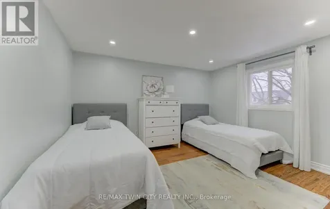 414 Woods Lane Cambridge ON N3H 5J4