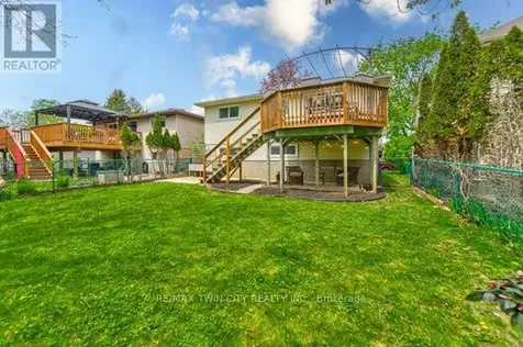 414 Woods Lane Cambridge ON N3H 5J4
