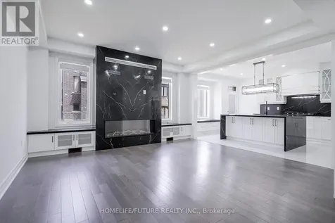 2809 Foxden Square Pickering ON L1X 0N8