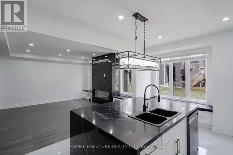 2809 Foxden Square Pickering ON L1X 0N8