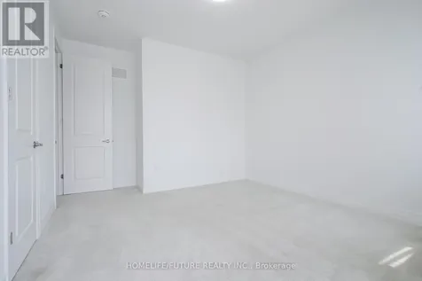 2809 Foxden Square Pickering ON L1X 0N8