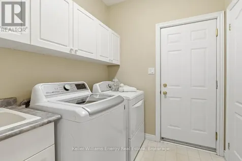 1545 Greenvalley Trail Oshawa (taunton) ON L1K 2N6