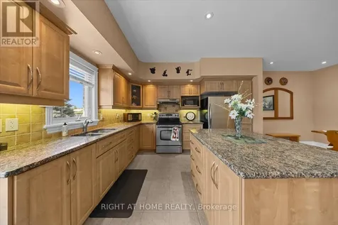 55 Callaway Court Ottawa ON K1C 7S4