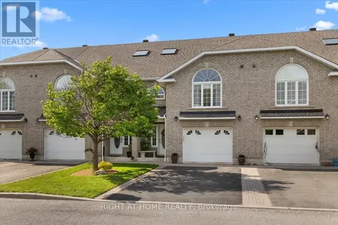 55 Callaway Court Ottawa ON K1C 7S4