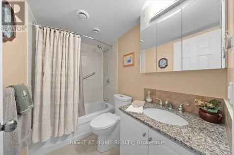 55 Callaway Court Ottawa ON K1C 7S4
