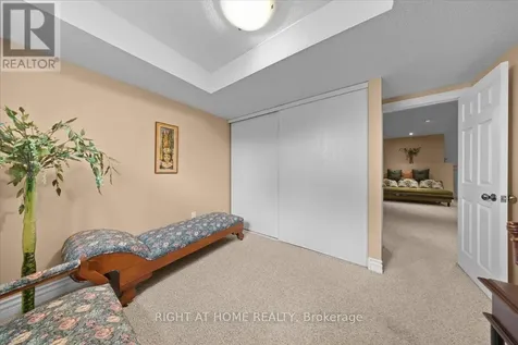 55 Callaway Court Ottawa ON K1C 7S4