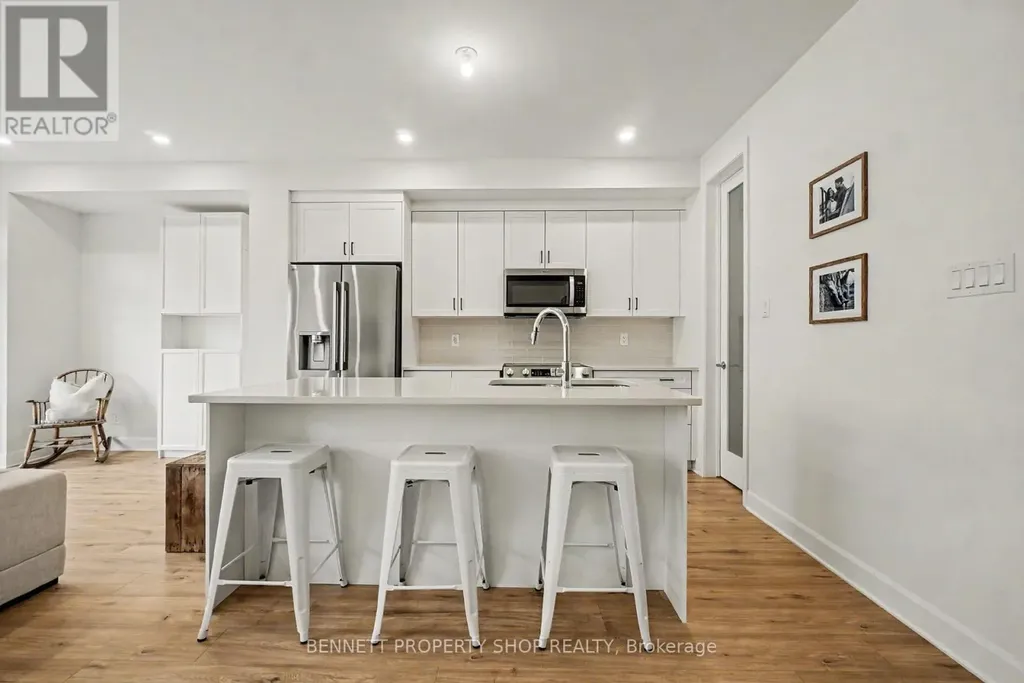 1047 Ventus Way Ottawa ON K1W 0M5