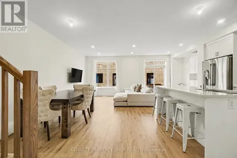 1047 Ventus Way Ottawa ON K1W 0M5