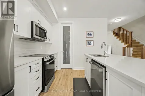 1047 Ventus Way Ottawa ON K1W 0M5