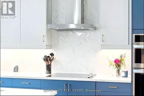 856 Moonrise Terrace Ottawa ON K2J 6T1