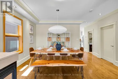 376 Winona Avenue Ottawa ON K1Z 5H7