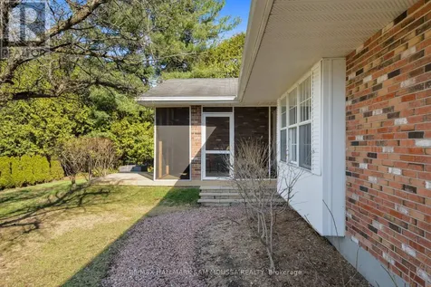 118 Juanita Avenue Ottawa ON K0A 1L0