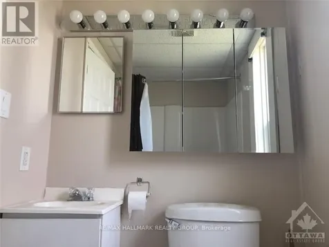 86 George Street Lanark Highlands ON K0G 1K0