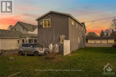 86 George Street Lanark Highlands ON K0G 1K0