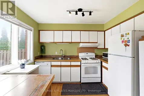672 Champlain Drive Cornwall ON K6H 6P2