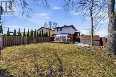 672 Champlain Drive Cornwall ON K6H 6P2