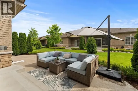 6087 Livingstone Street Windsor ON N9J 3V6