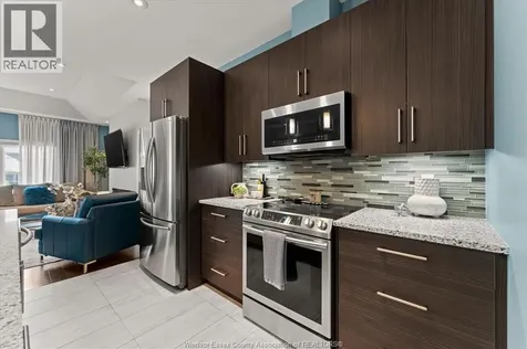 6087 Livingstone Street Windsor ON N9J 3V6