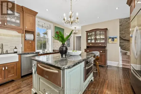 198 Bagot Street Cobourg ON K9A 3G4