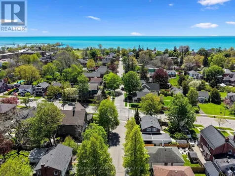 198 Bagot Street Cobourg ON K9A 3G4