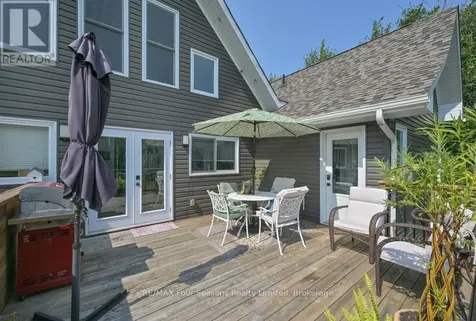 40 Braeside Street Collingwood ON L9Y 3Z1
