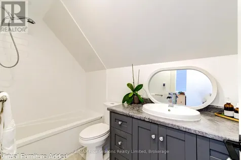 40 Braeside Street Collingwood ON L9Y 3Z1