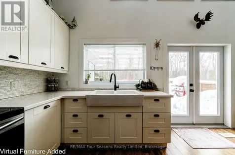 40 Braeside Street Collingwood ON L9Y 3Z1