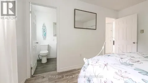 952 Dorcas Bay Road Northern Bruce Peninsula ON N0H 2R0