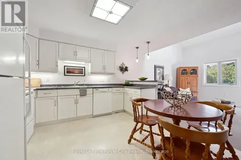 17 Terraview Crescent Guelph (kortright West) ON N1G 5A7