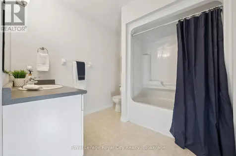 17 Terraview Crescent Guelph (kortright West) ON N1G 5A7