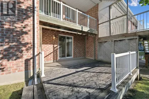 17 Terraview Crescent Guelph (kortright West) ON N1G 5A7