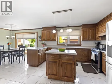 118 Pointe West Drive Amherstburg ON N9V 3N9