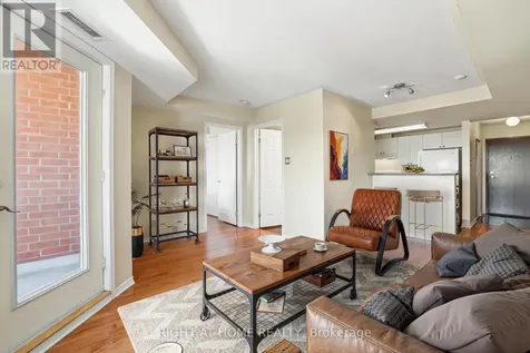 310 Central Park Drive Ottawa ON K2C 4G4