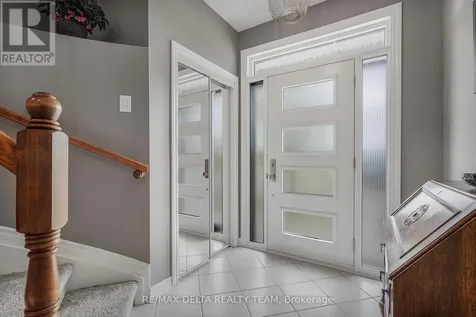 208 Serra Ridge Ottawa ON K4A 0V8