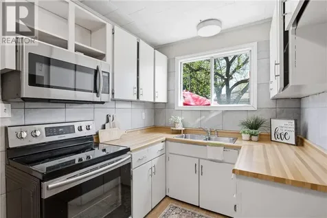 311 Eleventh Avenue Lively ON P3Y 1M8