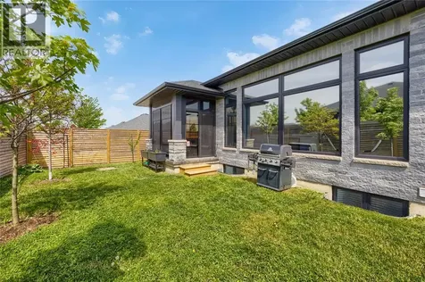 401 Rodriguez Drive Sarnia ON N7S 4M6