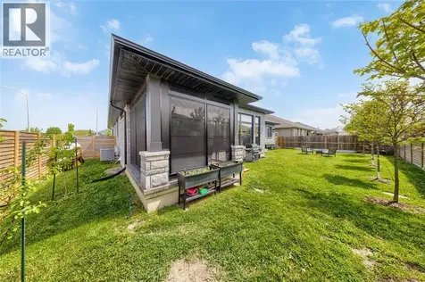 401 Rodriguez Drive Sarnia ON N7S 4M6