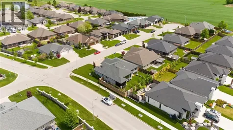 401 Rodriguez Drive Sarnia ON N7S 4M6