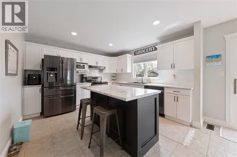 105 Augusta Boulevard Sarnia ON N7W 1C6