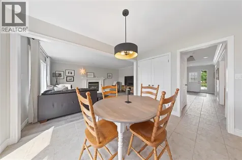 105 Augusta Boulevard Sarnia ON N7W 1C6