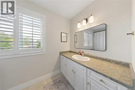 105 Augusta Boulevard Sarnia ON N7W 1C6