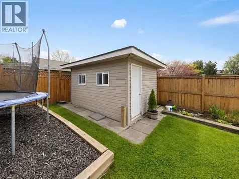 105 Augusta Boulevard Sarnia ON N7W 1C6
