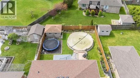 105 Augusta Boulevard Sarnia ON N7W 1C6