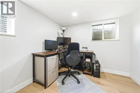546 Mohawk Road East Hamilton ON L8V 2J6