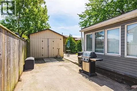 546 Mohawk Road East Hamilton ON L8V 2J6
