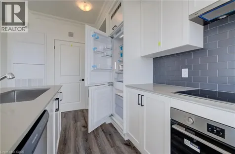 461 Green Road Hamilton ON L8E 5B4