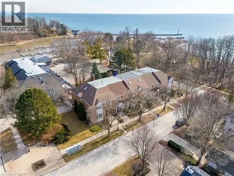 23 Chisholm Street Oakville ON L6K 3W2